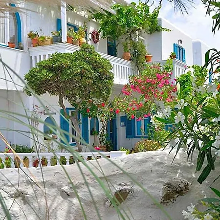Nazos 1 Hotel 2*
