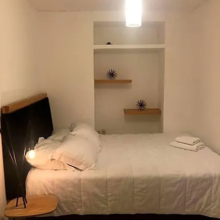 Nazos 1
