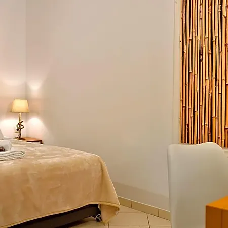 Nazos 1 Hotel 2*