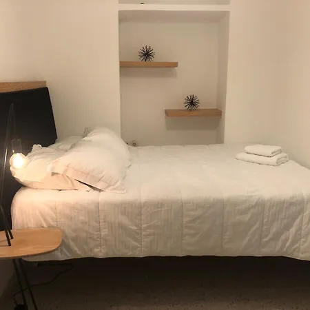 纳扎斯1号酒店 2* Mykonos Town